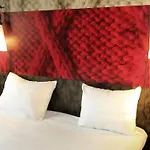 Ibis Hotel 3*