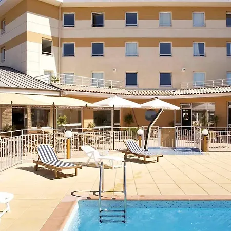 Ibis 3*