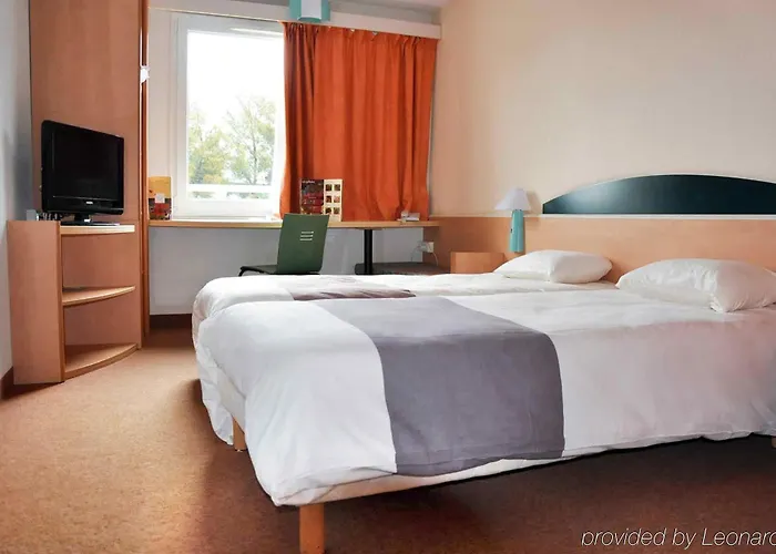 Ibis Hotel 3*