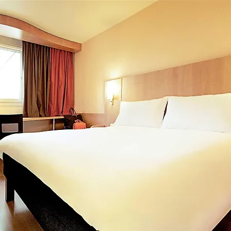 Ibis Otel 3*