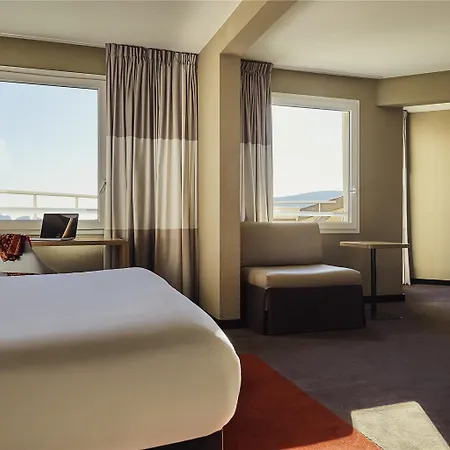 Ibis 3*