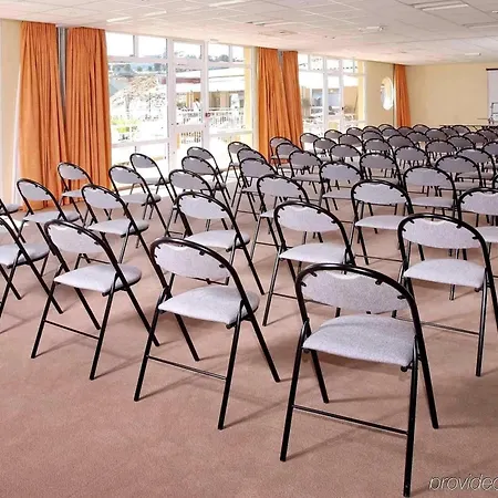 Ibis Hotel 3*